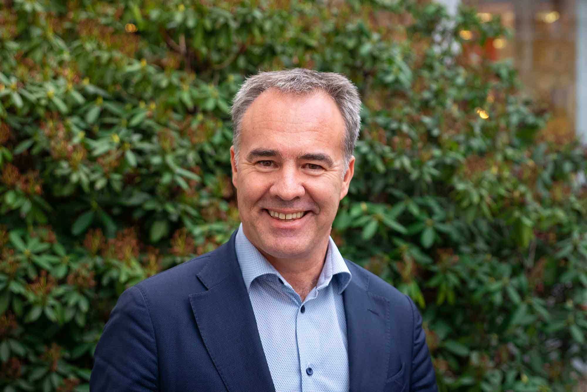 Johan Harrysson, CCO, utenfor Safesprings hovedkontor i Stockholm.